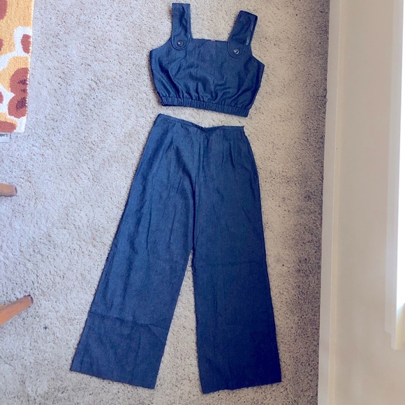 STAUD Denim Finn Crop Top & Oscar Culotte ASO Dakota Johnson - Picture 2 of 16